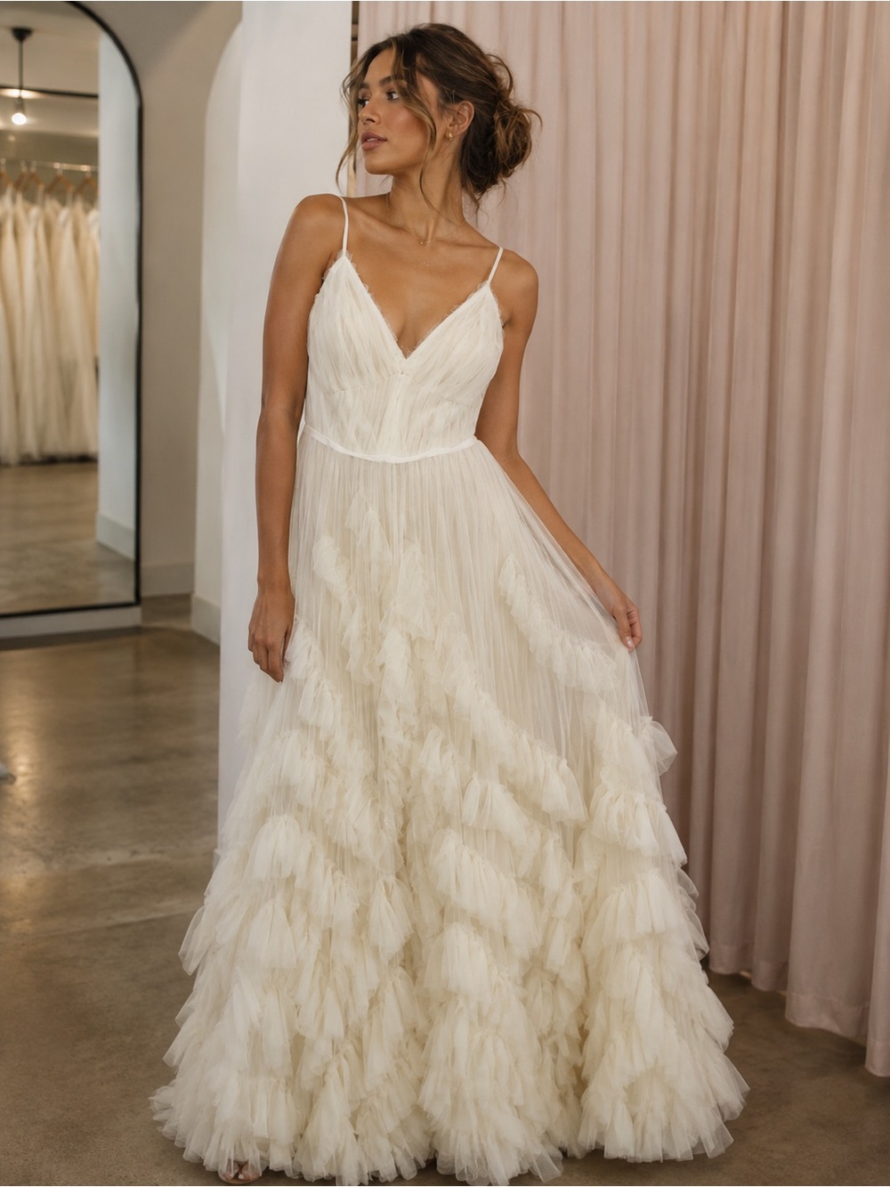 Ivory Spaghetti-Strap Tulle designer Wedding Dress